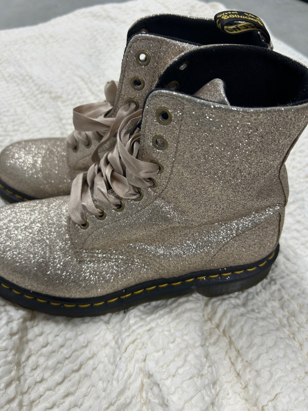 Dr. Martens Glitter Lace-Up Boots - Champagne